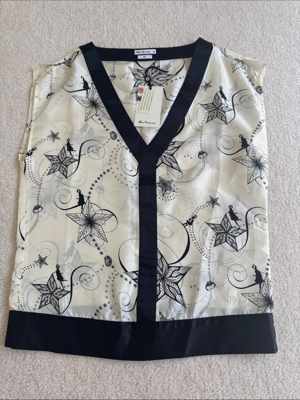 New Vintage Ben Sherman Ivory Shell Silk Top with Black Trim and Star Print XS 0